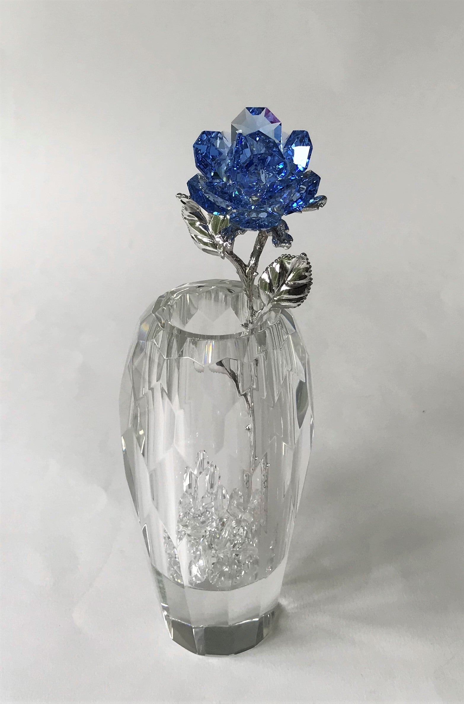 Blue Crystal Rose Handcrafted By Bjcrystalgifts Using Swarovski Crystals In A Faceted Crystal Vase